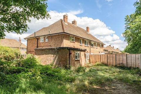 2 bedroom maisonette for sale, Epsom KT19