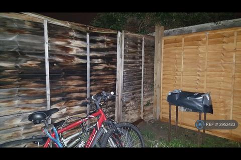 1 bedroom flat to rent, Eynsham Drive, London, SE2