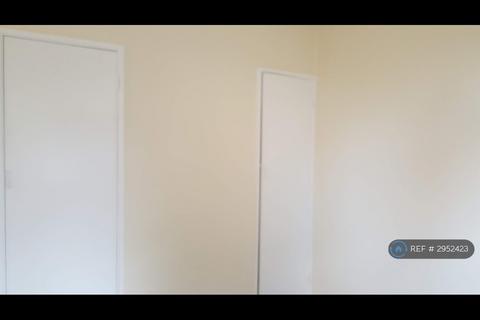1 bedroom flat to rent, Eynsham Drive, London, SE2