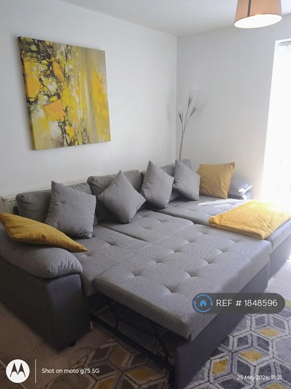 Apartment in Birmingham, West Midlands - View 2