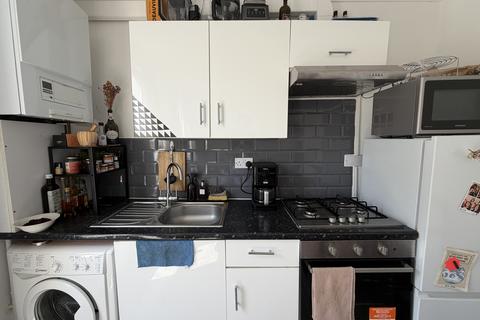 1 bedroom flat to rent, Newington Green Road, London N1