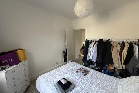 1 bedroom flat to rent, Newington Green Road, London N1