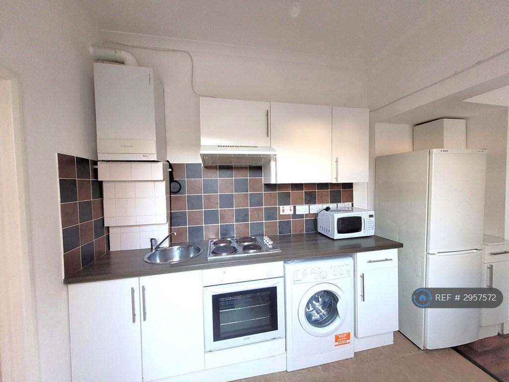 Stanford Road, London, SW16 - View 5