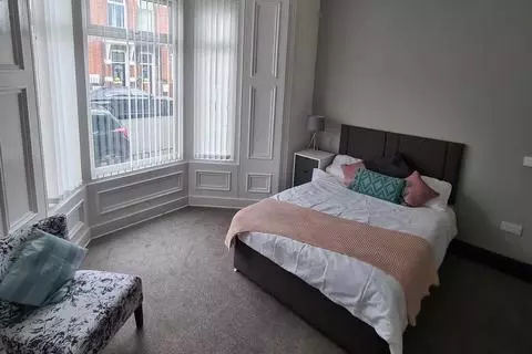 1 bedroom in a house share to rent – pohled 2