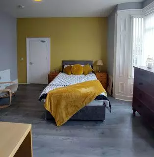 1 bedroom in a house share to rent – pohled 2