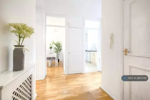 2 bedroom flat to rent – pohled 2