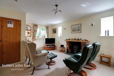 3 bedroom cottage for sale, Cholmondeley Road, Nantwich
