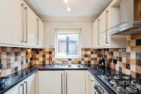 3 bedroom end of terrace house for sale, High Street, Robertsbridge, East Sussex, TN32
