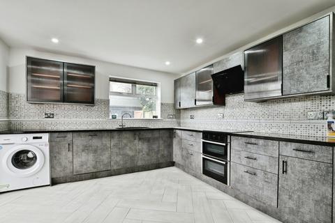 3 bedroom detached house for sale, Egerton Road, Hale, WA15