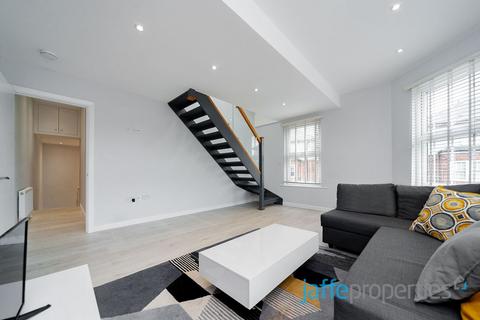 3 bedroom apartment to rent, Harlesden Road, London, NW10