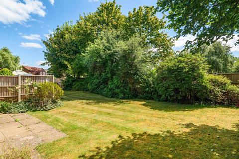 undefined, Chasefield Close, Surrey GU4