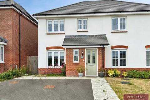 3 bedroom semi-detached house for sale, Dreif Tegeirian, Rhyl, LL18 4GP