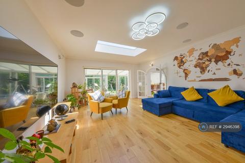 undefined, Napsbury Lane, St Albans, AL1