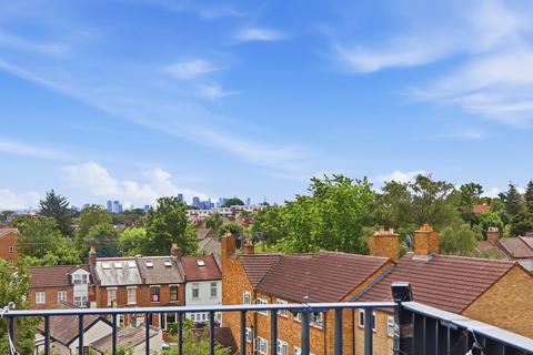 undefined, Troubridge Square, London E17