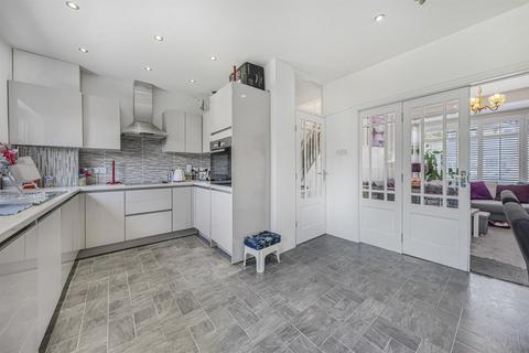4 bedroom semi-detached house for sale, Harold Road, London E4