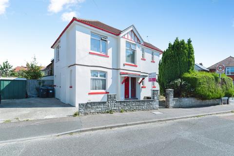 2 bedroom flat for sale, Cardigan Road, Bournemouth