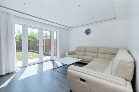 4 bedroom semi-detached house for sale, Midland Road, Bournemouth