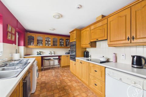 3 bedroom semi-detached house for sale, Plantation Avenue, Leeds