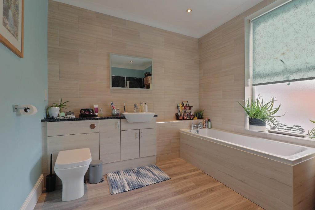 House in Sheffield, Woodseats - View 5