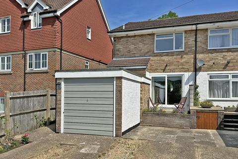 2 bedroom house for sale, Oxford Road, Redhill