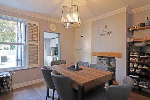 2 bedroom semi-detached house for sale, Earlswood Road, Redhill
