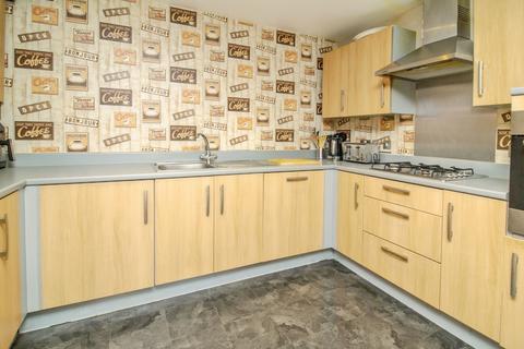 2 bedroom flat for sale, Lonsdale, Wolverton, Buckinghamshire, MK12