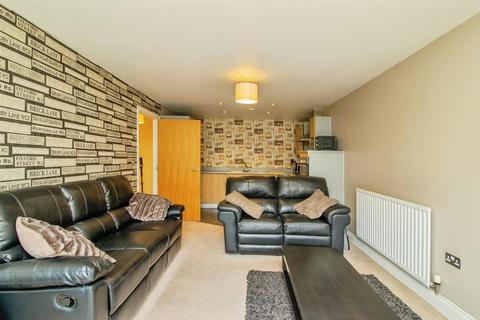 2 bedroom flat for sale, Lonsdale, Wolverton, Buckinghamshire, MK12