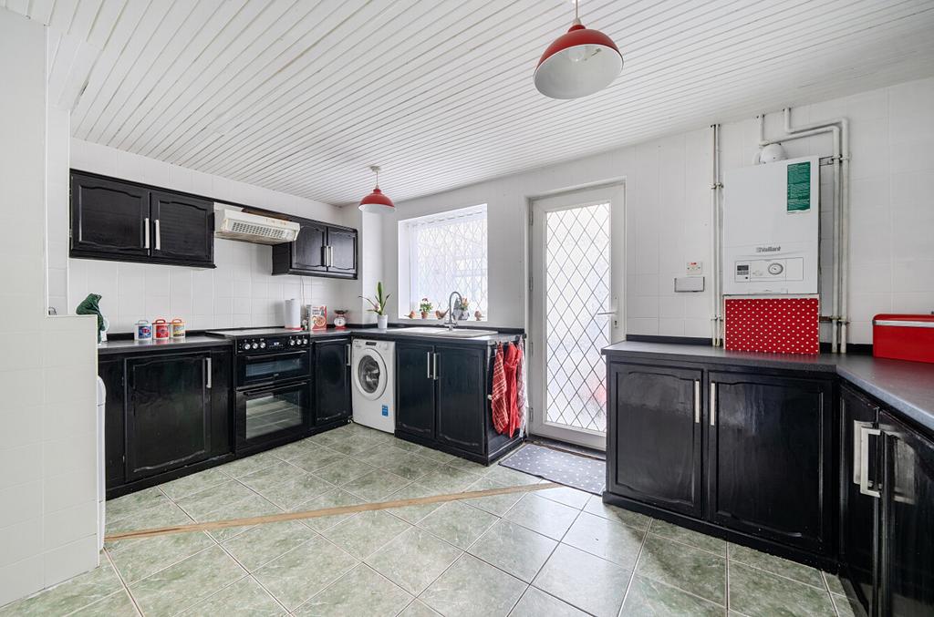 House in Southampton, Thornhill - View 3
