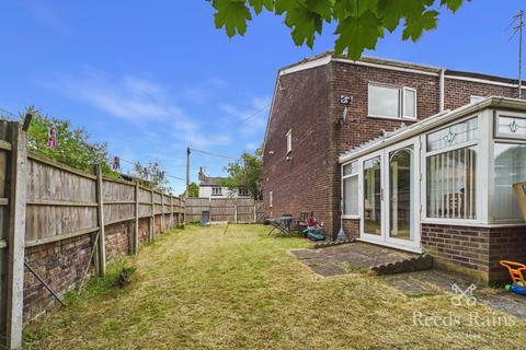 3 bedroom end of terrace house for sale, Gillmoss Close, Merseyside L11
