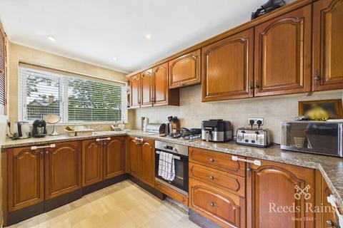3 bedroom end of terrace house for sale, Gillmoss Close, Merseyside L11