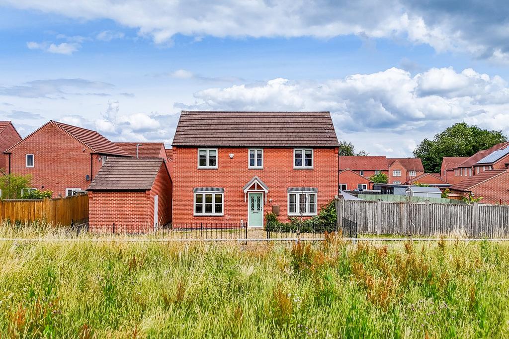 Osborne Close, Nottingham NG15, Nottingham