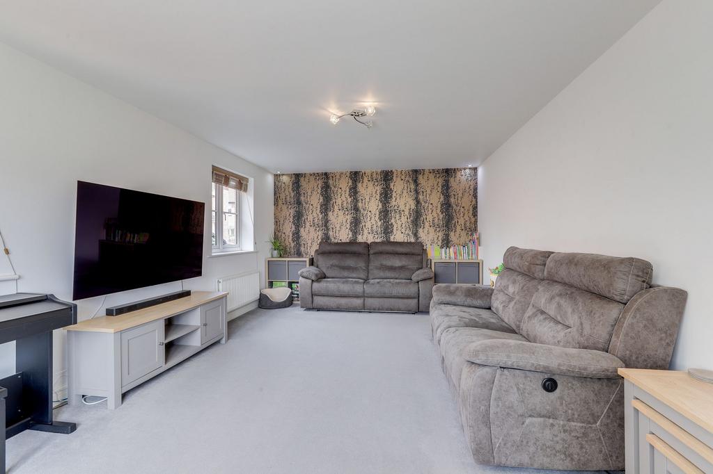 House in Ashfield, Broomhill, Hucknall - View 2