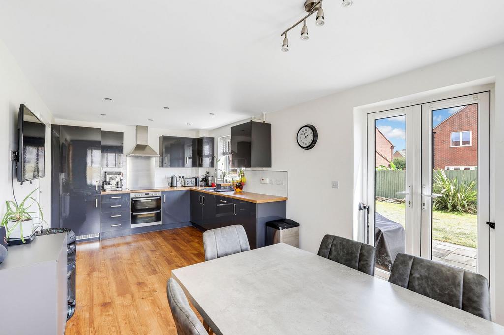 House in Ashfield, Broomhill, Hucknall - View 4
