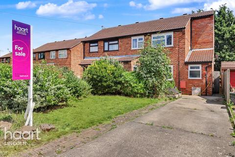 3 bedroom semi-detached house for sale, Falklands Close, Lincoln