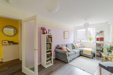 1 bedroom flat for sale, 8/5 Dean Path, Dean, Edinburgh, EH4 3BA