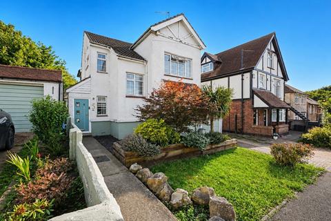 4 bedroom detached house for sale, Southfields, Rochester, ME1