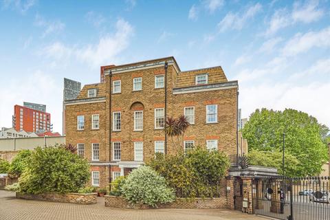 Hanbury House, Vauxhall SW8
