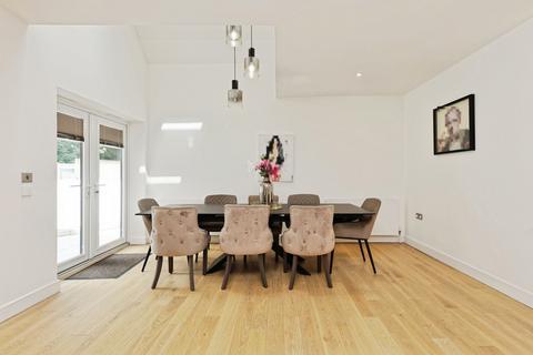 4 bedroom detached house for sale, Lynwood Green, Sandwich Road, Whitfield, Dover, CT16