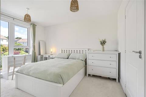 2 bedroom apartment for sale, Hawker Drive, Surrey KT15