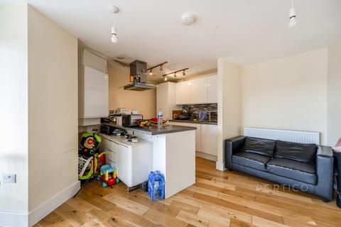 3 bedroom flat to rent, Paul Shekleton House, 39 Trinity Close, E11