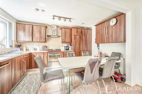 2 bedroom flat to rent, Grosvenor House, Stortford Hall Park, CM23