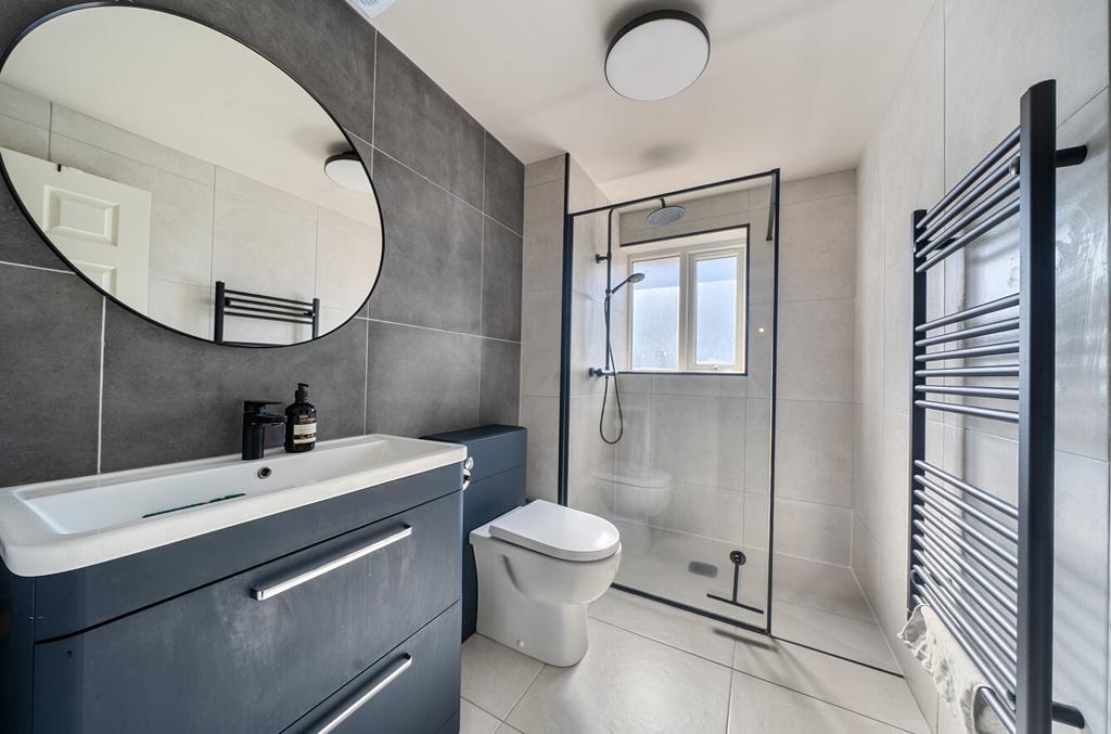 House in Southampton, Bevois Mount, Portswood - More