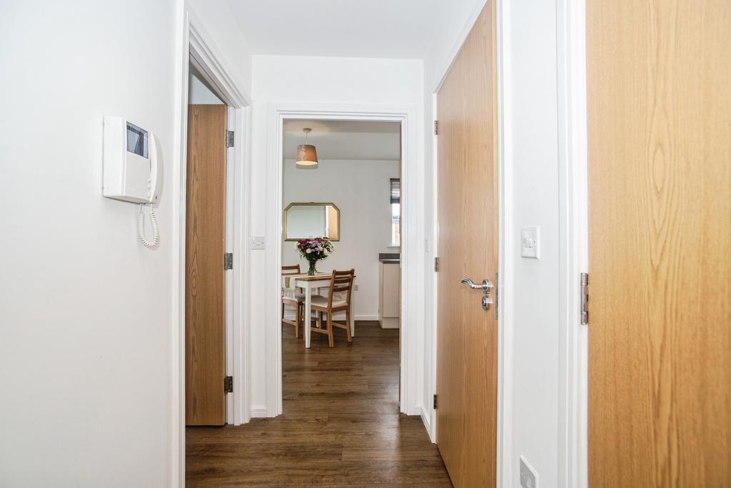 Apartment in Salford, Greater Manchester - View 2