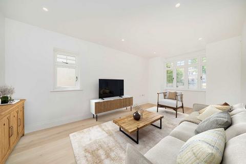 undefined, Wensleydale Road, Hampton TW12