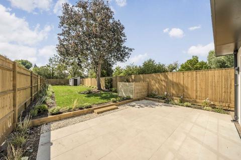undefined, Wensleydale Road, Hampton TW12