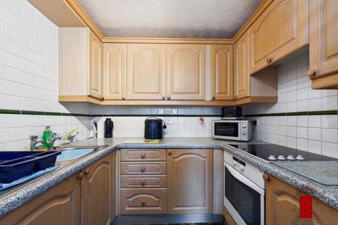 1 bedroom apartment for sale, Conway Road, Colwyn Bay, Conwy, LL29 7HR