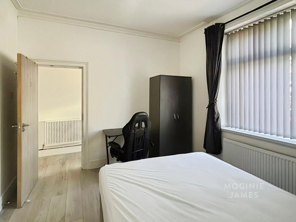 House in Cardiff, Adamsdown - View 4