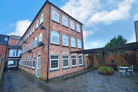 2 bedroom apartment to rent, Harborough Road, RUSHDEN, NN10