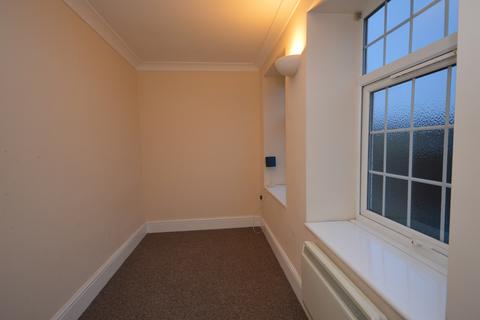 2 bedroom apartment to rent, Harborough Road, RUSHDEN, NN10