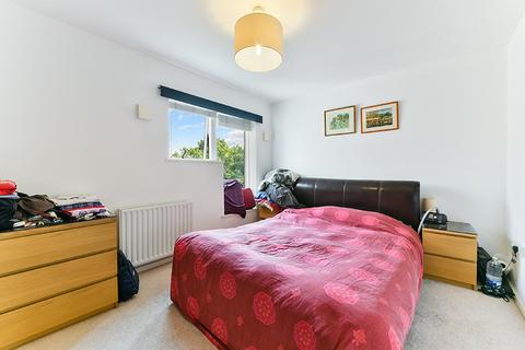 1 bedroom apartment to rent, 13, Kew Bridge Court W4